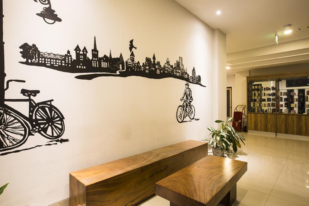 Sparks Odeon Sukabumi, Artotel Curated Buitenkant foto
